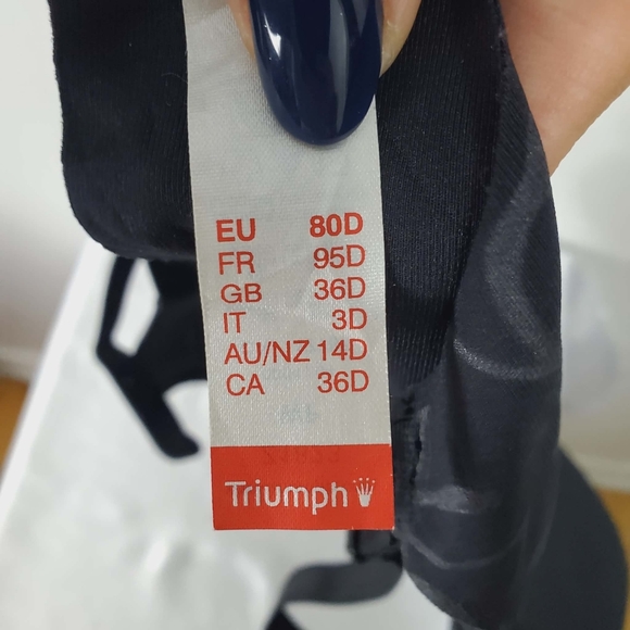 Triumph Women's Underwire Support Bra Black - Picture 6 of 7